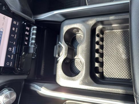 Used 2023 RAM 1500 Laramie AWD/4WD image 23