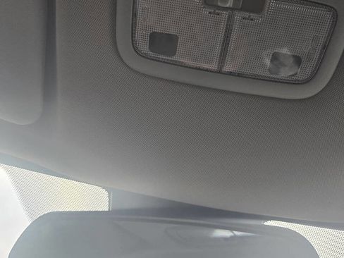 Used 2018 Toyota Corolla LE image 34