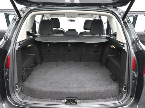 Used 2016 Ford C-MAX SE w/ Equipment Group 201A FWD image 19