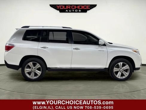 Used 2013 Toyota Highlander Limited AWD/4WD image 8