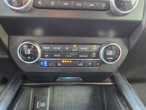 Used 2021 Ford Expedition Max King Ranch RWD image 25