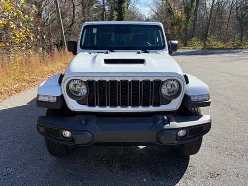 New 2026 Jeep Gladiator Sport image 4