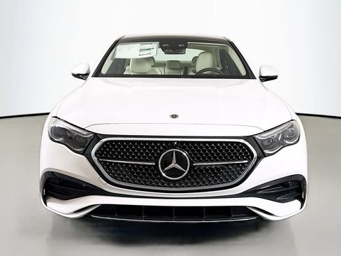 Used 2026 Mercedes-Benz E 350 4MATIC Sedan image 2
