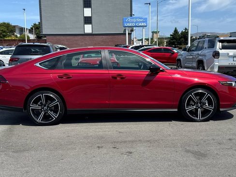 Certified 2025 Honda Accord Sport image 3