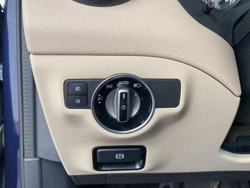 Used 2018 Mercedes-Benz GLA 250 4MATIC image 31