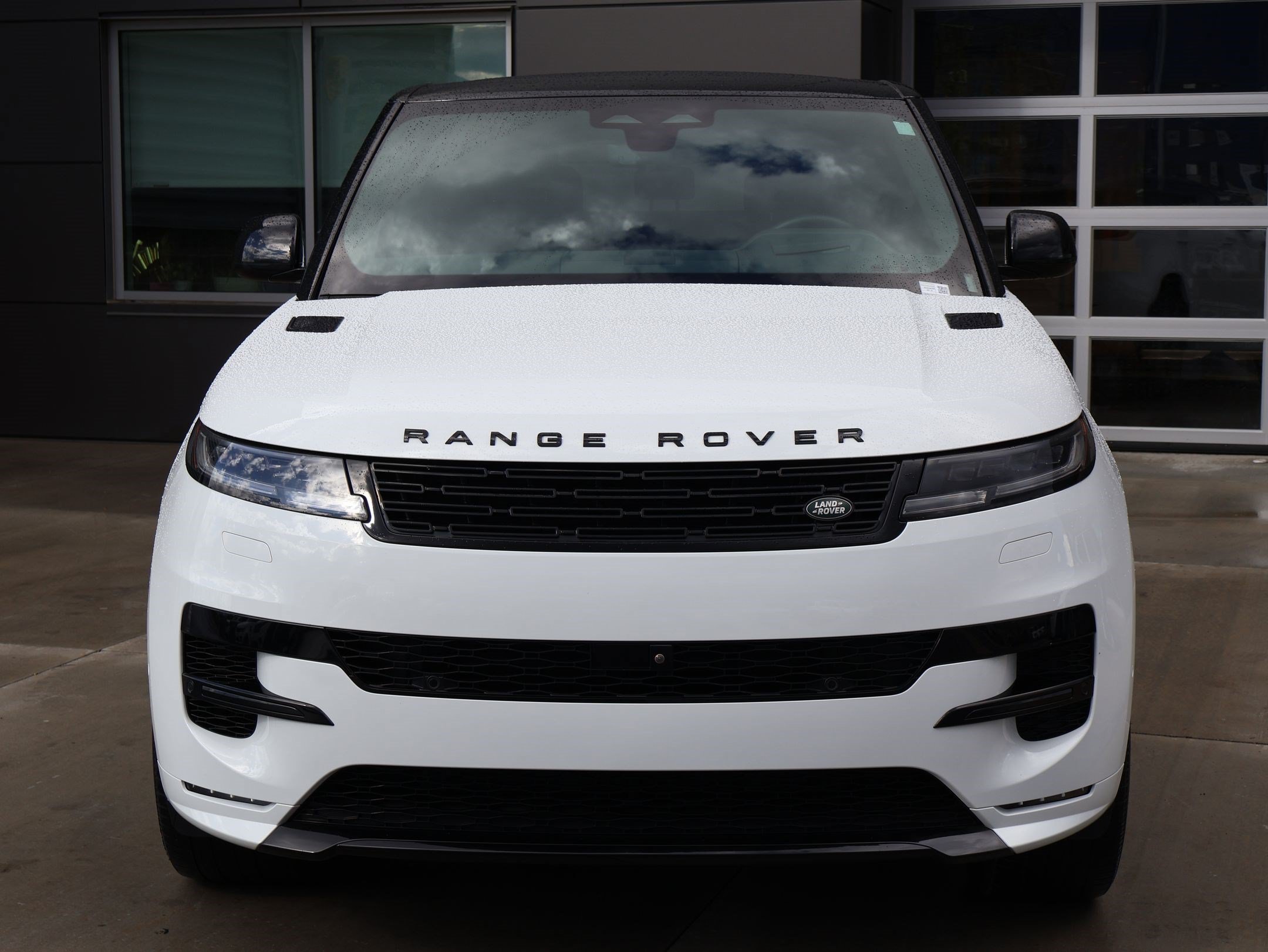 Certified 2025 Land Rover Range Rover Sport Autobiography AWD/4WD image 2