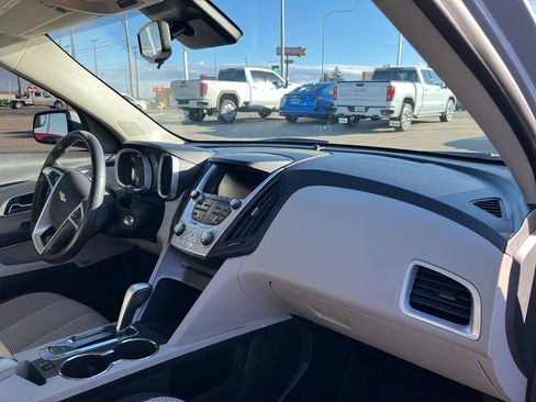 Certified 2014 Chevrolet Equinox LT w/ Driver Convenience Package image 19
