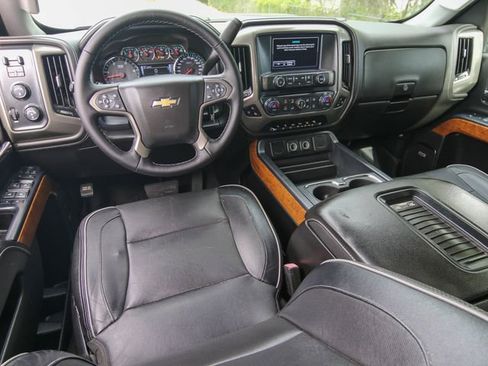 Used 2019 Chevrolet Silverado 2500 High Country w/ Duramax Plus Package AWD/4WD image 16
