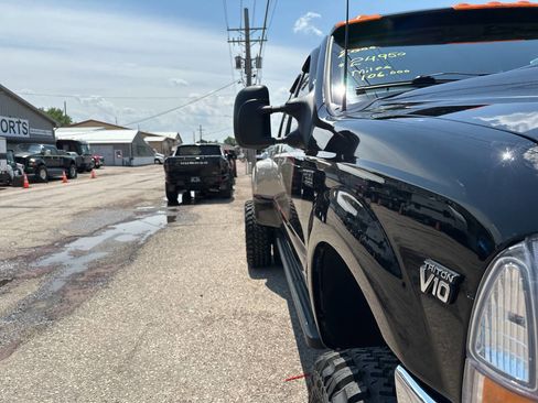 Used 2000 Ford F350 Lariat image 28