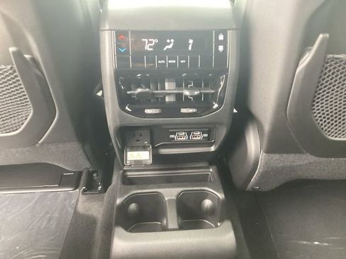 New 2025 Jeep Grand Cherokee L Laredo w/ Luxury Tech Group I image 18