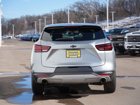 Used 2023 Chevrolet Blazer LT image 4