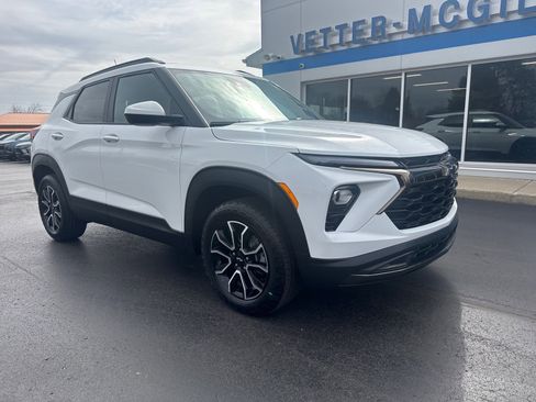 Certified 2024 Chevrolet TrailBlazer ACTIV w/ Convenience Package image 1