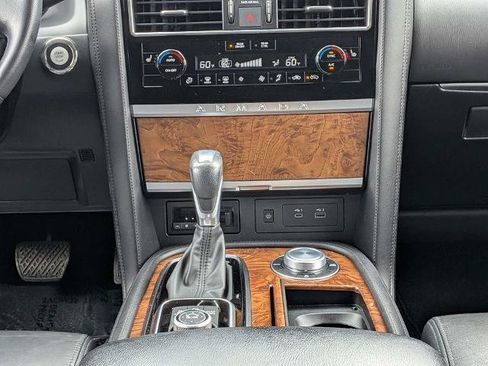 Used 2024 Nissan Armada SL w/ Captain's Chairs Package AWD/4WD image 20