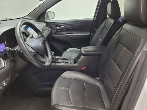 Used 2023 Chevrolet Equinox Premier image 17