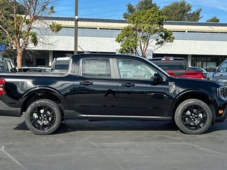 New 2026 Ford Maverick Lariat w/ Black Appearance Package AWD/4WD video 3