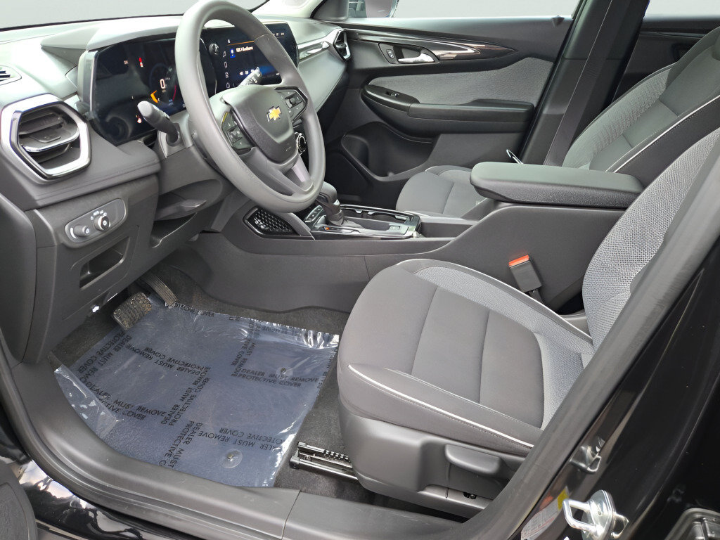 Used 2026 Chevrolet TrailBlazer LT FWD image 25