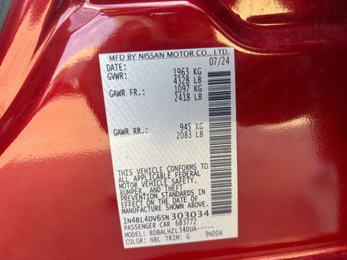 Used 2025 Nissan Altima 2.5 SV image 28