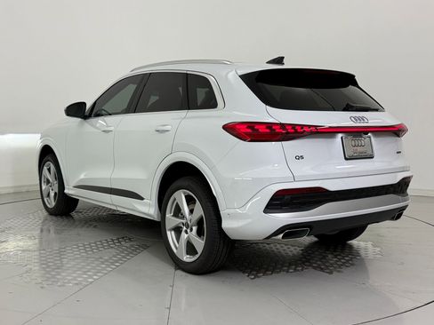 New 2025 Audi Q5 Premium Plus image 3