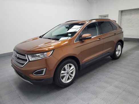 Used 2017 Ford Edge SEL image 2