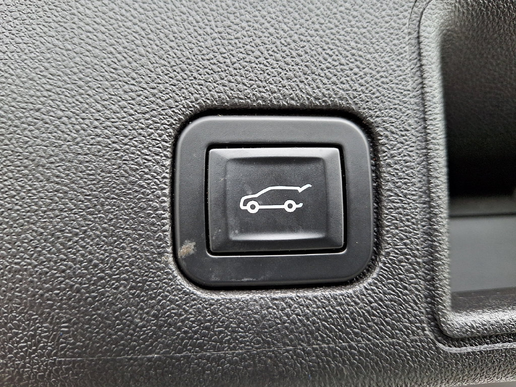 Certified 2019 GMC Terrain SLT w/ Preferred Package AWD/4WD image 29
