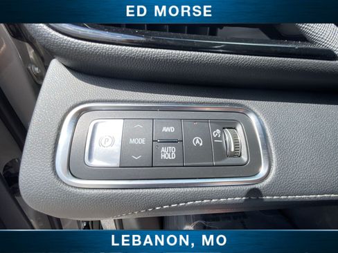 Certified 2026 Buick Enclave Sport Touring AWD/4WD image 17