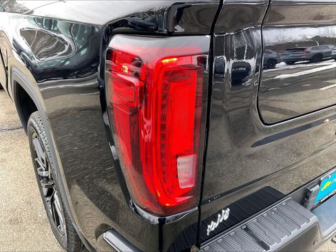 Used 2022 GMC Sierra 1500 Denali image 35