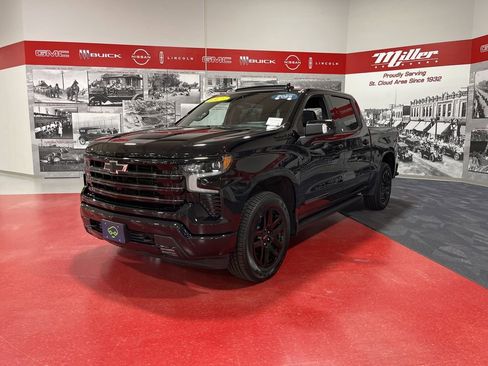 Certified 2025 Chevrolet Silverado 1500 High Country w/ Midnight Edition image 7