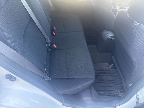 Used 2014 Subaru Impreza 2.0i Premium AWD/4WD image 7