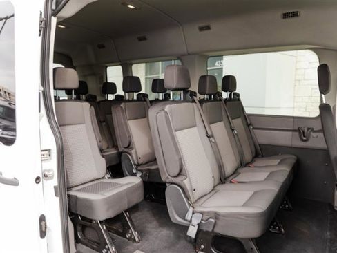 Used 2024 Ford Transit 350 XLT image 31