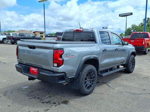 Used 2025 Chevrolet Colorado Trail Boss AWD/4WD image 6