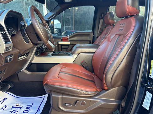 Used 2022 Ford F250 King Ranch w/ King Ranch Ultimate Package image 13