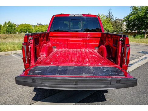 Used 2025 Ford F150 Raptor AWD/4WD image 25