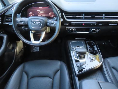 Used 2017 Audi Q7 3.0T Premium Plus AWD/4WD image 10