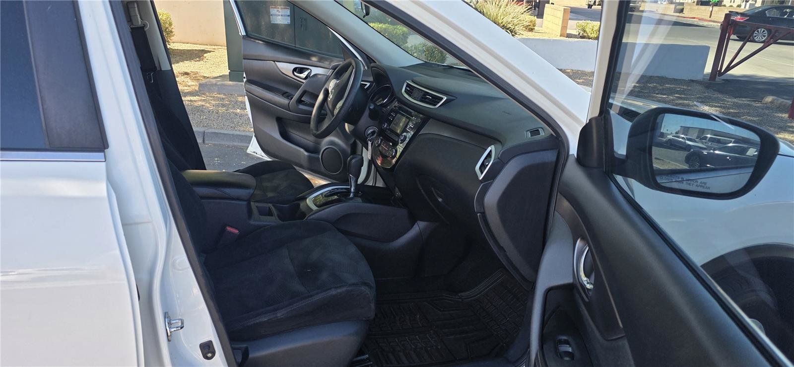 Used 2016 Nissan Rogue S FWD image 15