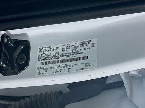 Used 2019 Ford F150 Lariat image 36