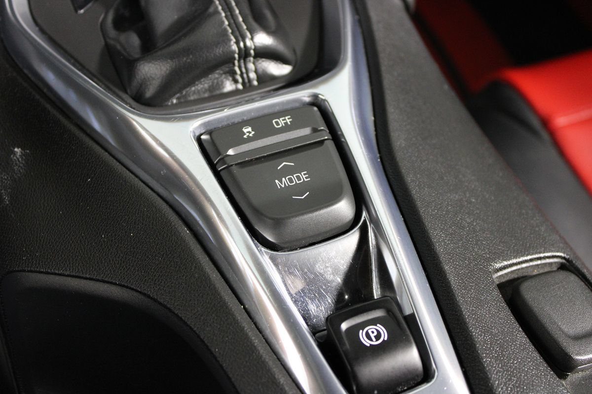 Used 2018 Chevrolet Camaro LT w/ RS Package RWD image 13