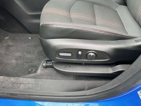 Used 2024 Chevrolet Equinox RS image 30