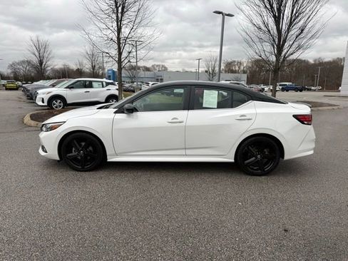 Used 2023 Nissan Sentra SR w/ Midnight Edition Package image 8