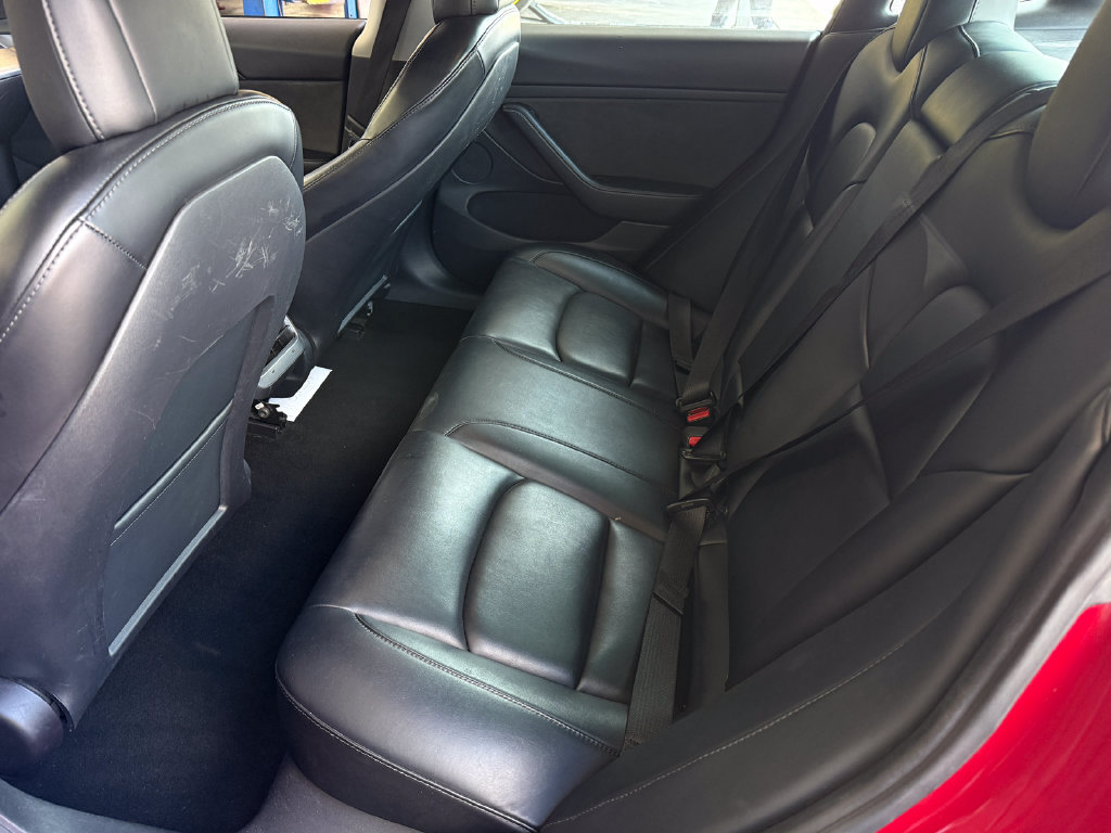 Used 2022 Tesla Model 3 Long Range AWD/4WD image 3