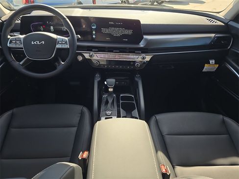 New 2025 Kia Telluride S image 13