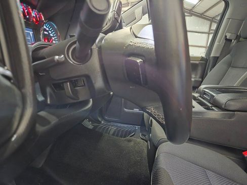 Used 2018 Chevrolet Silverado 1500 LT w/ Texas Edition RWD image 41
