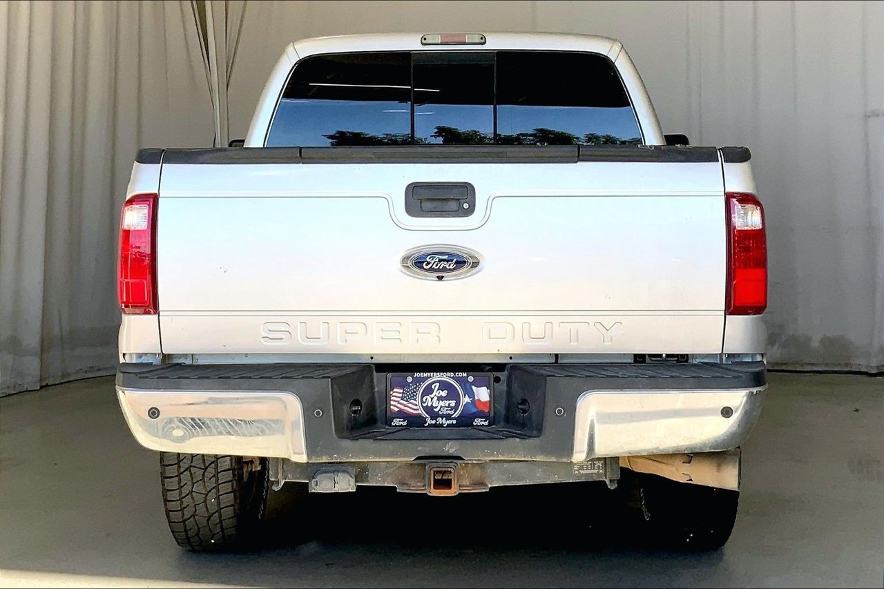 Used 2016 Ford F250 Lariat w/ Lariat Ultimate Package AWD/4WD image 4