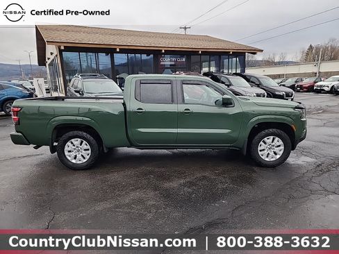 Used 2023 Nissan Frontier SV w/ Technology Package image 9