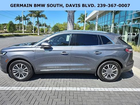 Used 2021 Lincoln Nautilus FWD w/ Equipment Group 101A image 3