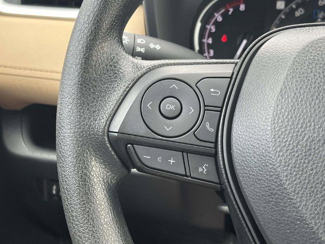Used 2024 Toyota RAV4 LE AWD/4WD image 26