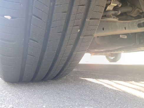 Used 2019 GMC Acadia SLT FWD image 10