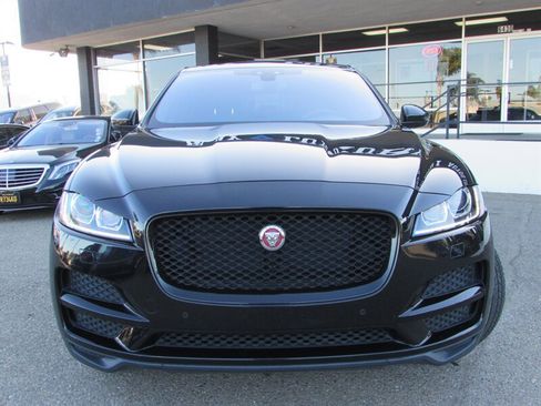 Used 2017 Jaguar F-PACE Premium AWD/4WD image 3