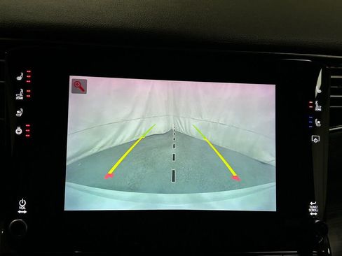 Used 2024 Jeep Wagoneer L Series II w/ Flexible Seating Group image 21