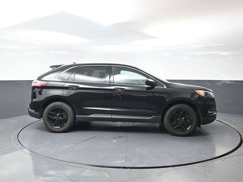 Used 2024 Ford Edge SEL AWD/4WD image 3