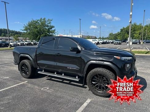 Used 2023 GMC Canyon Denali AWD/4WD image 3